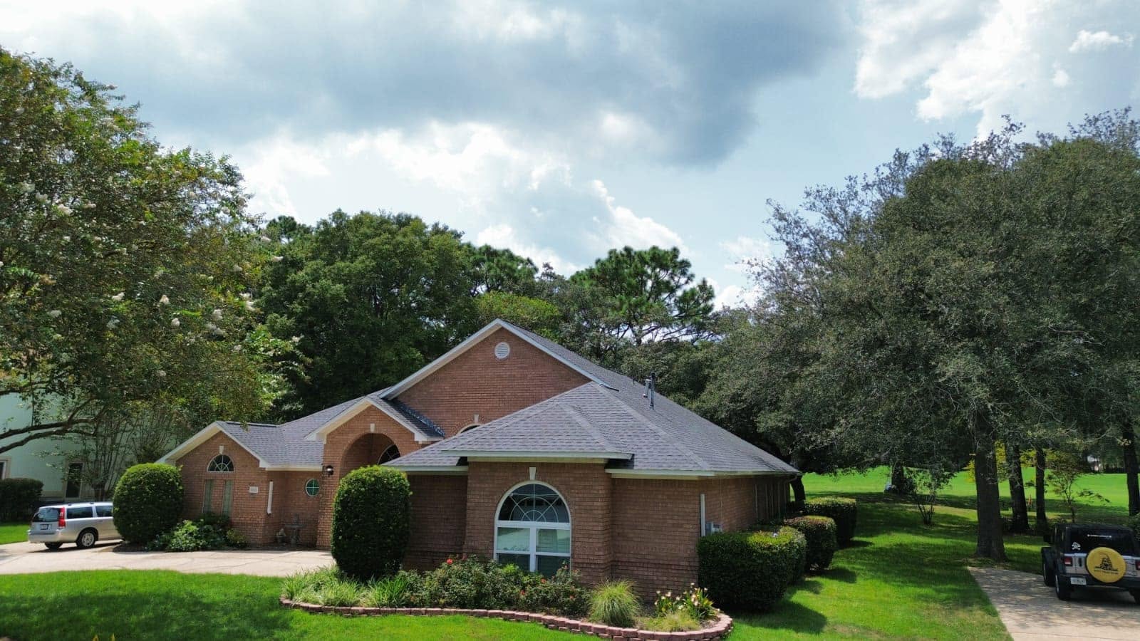 Residential roof replacement in Pensacola, FL by Elite-Pro